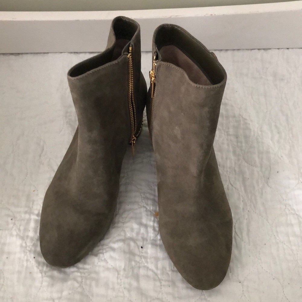 Never worn Michael Kors suede booties